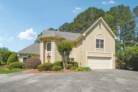 3855 High Green Dr, Marietta, GA 30068