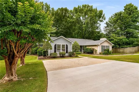 1930 Cooper Landing Dr SE, Smyrna, GA 30080