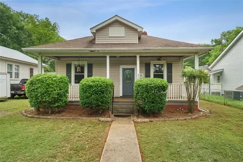 25 Litchfield St, Cartersville, GA 30120