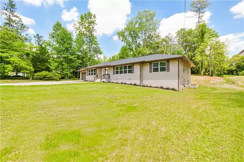 3552 Herschel Rd, College Park, GA 30337