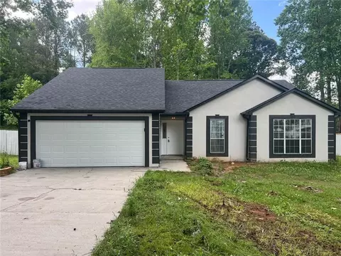 455 Fieldgreen Dr, Jonesboro, GA 30238