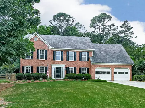 1901 Glenellen Ct NW, Kennesaw, GA 30152