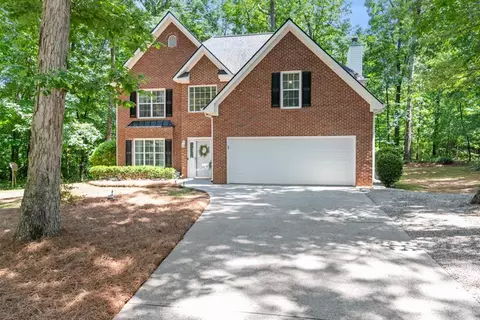 2130 Woodlake Blvd, Monroe, GA 30655