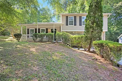5497 La Fleur Trl, Lithonia, GA 30038