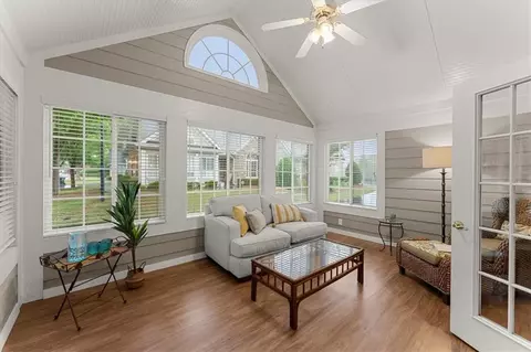 805 Village Ln, Roswell, GA 30075