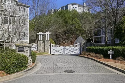 4100 Paces Walk SE #2302, Atlanta, GA 30339
