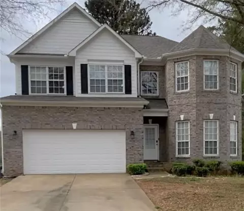 582 Autumn Shore Dr, Lawrenceville, GA 30044