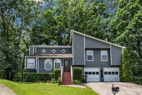 951 Franklin Ridge Ct, Sugar Hill, GA 30518