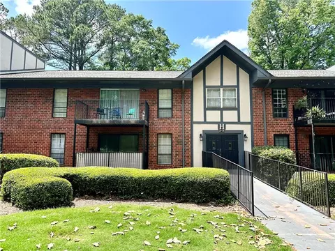 6851 Roswell Rd #H33, Sandy Springs, GA 30328