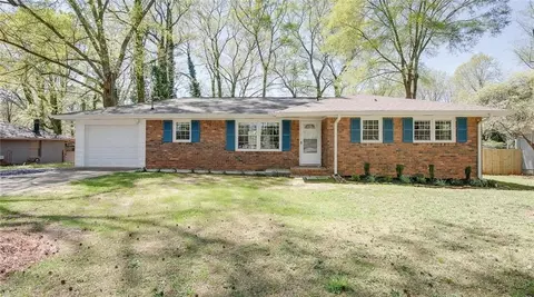 101 Terry Ln NW, Lilburn, GA 30047