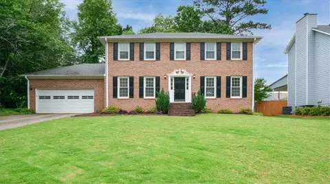 170 Carriage Station Cir, Roswell, GA 30075