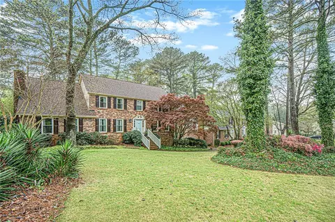 4111 Mayflower Ct SW, Lilburn, GA 30047