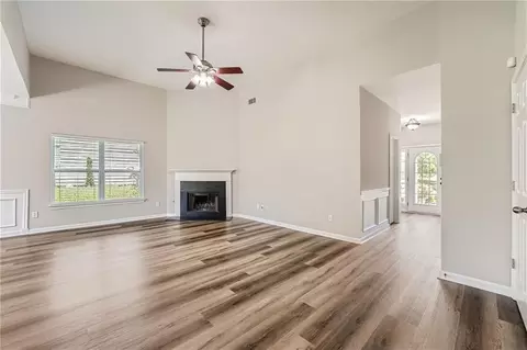 365 Fairpointe Pl, Suwanee, GA 30024 photo 7