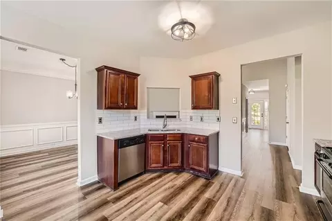 365 Fairpointe Pl, Suwanee, GA 30024 photo 11