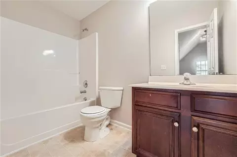 365 Fairpointe Pl, Suwanee, GA 30024 photo 24