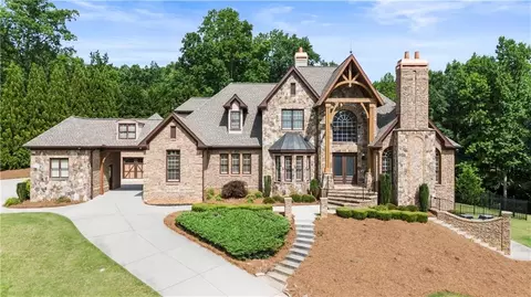 8510 Glen Lake Dr, Cumming, GA 30028