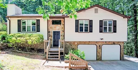3625 E Melissa Ln, Douglasville, GA 30135