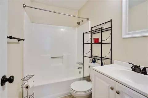 6686 Doublegate Ln, Rex, GA 30273 photo 6