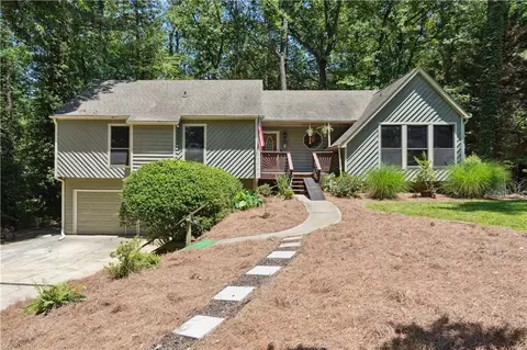 5008 Old Ivy Rd, Peachtree Corners, GA 30096