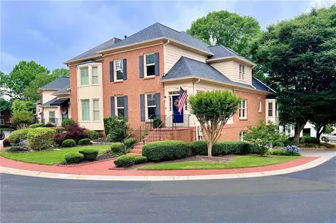 6142 Forest Hills Dr, Peachtree Corners, GA 30092