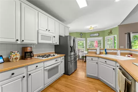 945 Lilac Arbor Rd, Dacula, GA 30019 photo 11