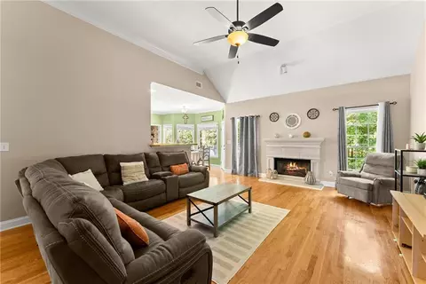 945 Lilac Arbor Rd, Dacula, GA 30019 photo 5