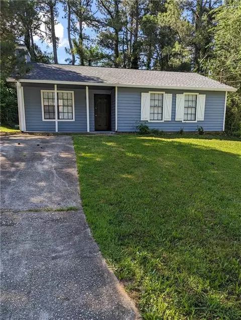 6128 Creekford Dr, Lithonia, GA 30058