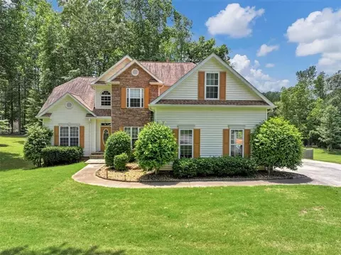 12585 Simmons Rd, Hampton, GA 30228