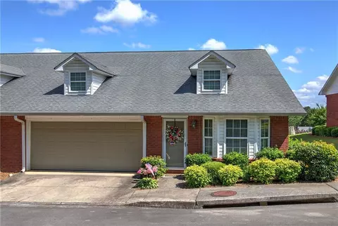 110 Millers Ln, Calhoun, GA 30701