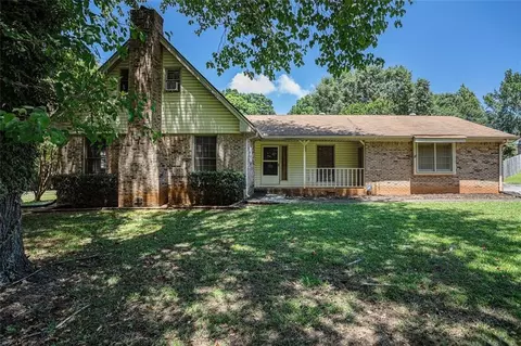 2200 Pinewood Dr, Covington, GA 30016