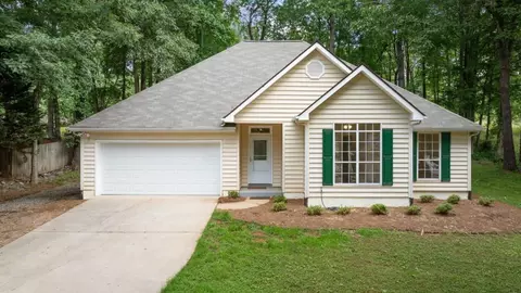 2015 Holly Cove Rd, Cumming, GA 30040