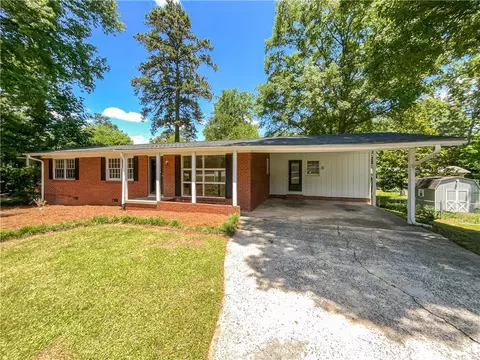 2006 Nancy Cir SE, Smyrna, GA 30080