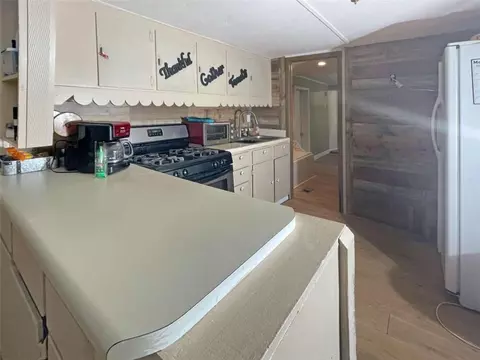 80 Skyline Dr, Hampton, GA 30228 photo 3