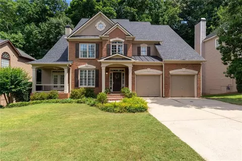 1129 Queensgate Dr SE, Smyrna, GA 30082