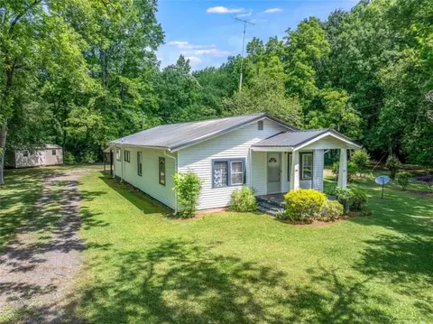333 Cedar Dr, Commerce, GA 30529