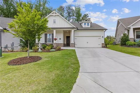 720 Calbert Cir, Marietta, GA 30064