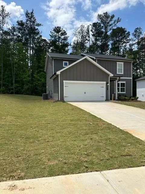 8656 Paradise Dr, Douglasville, GA 30134