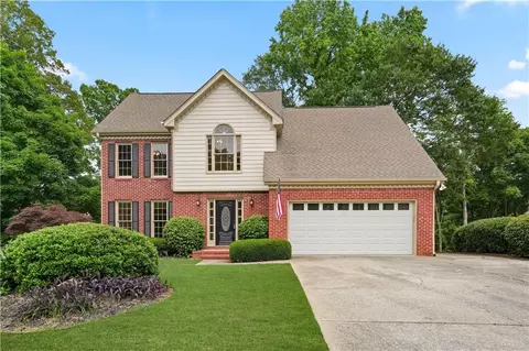 150 Channings Lake Dr, Lawrenceville, GA 30043