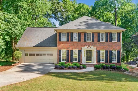 930 Providence Dr, Lawrenceville, GA 30044