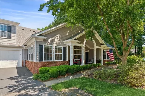 2607 Grapevine Cir, Cumming, GA 30041