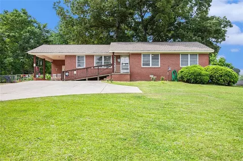 212 Tuck St, Cedartown, GA 30125