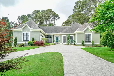 1461 Sutters Dr, Lawrenceville, GA 30045