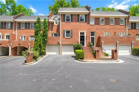 423 Jefferson Cir #423, Atlanta, GA 30328