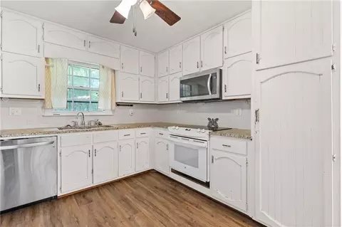 13842 Panhandle Ln, Hampton, GA 30228 photo 8