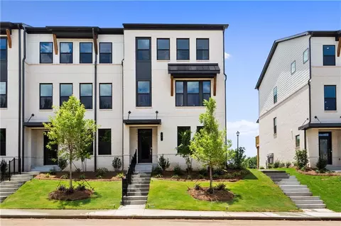 20 Peeples Dr, Lawrenceville, GA 30046