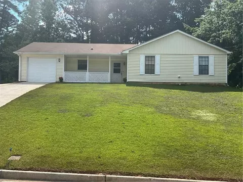 7605 Park Ln, Jonesboro, GA 30236