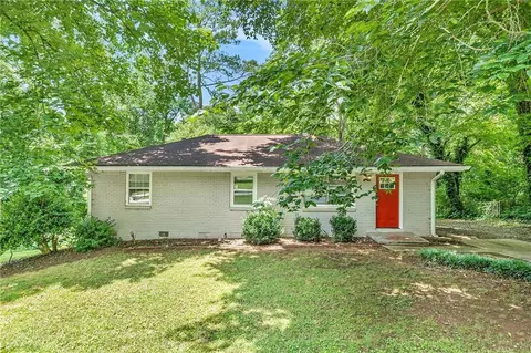 1743 Hollyhock Ter, Decatur, GA 30032
