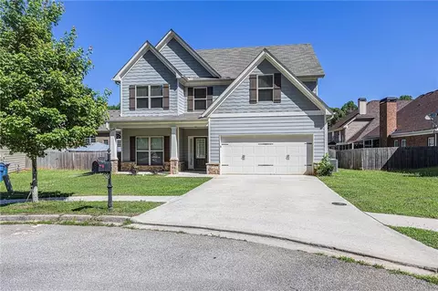 3165 Sparrow Creek Dr, Loganville, GA 30052