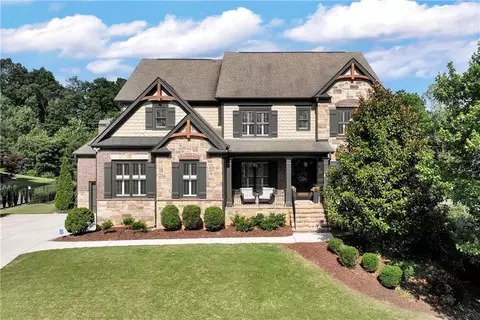 1933 Skybrooke Ln, Hoschton, GA 30548
