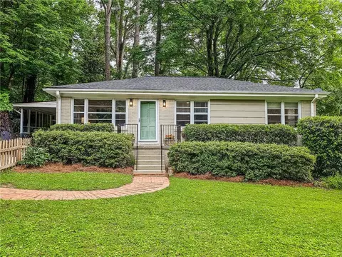 2221 Desmond Dr, Decatur, GA 30033